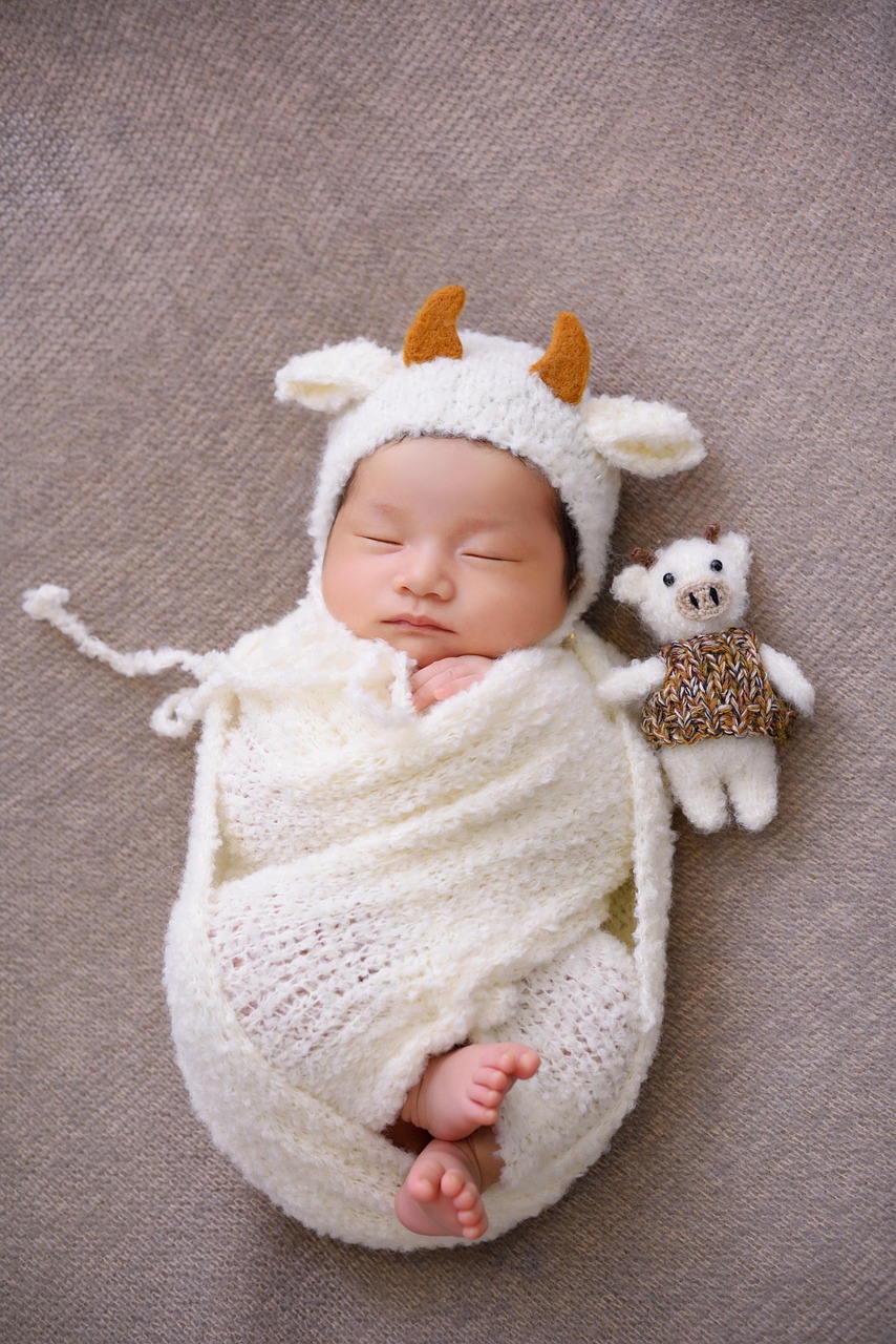 Services newborn 6177485 1280